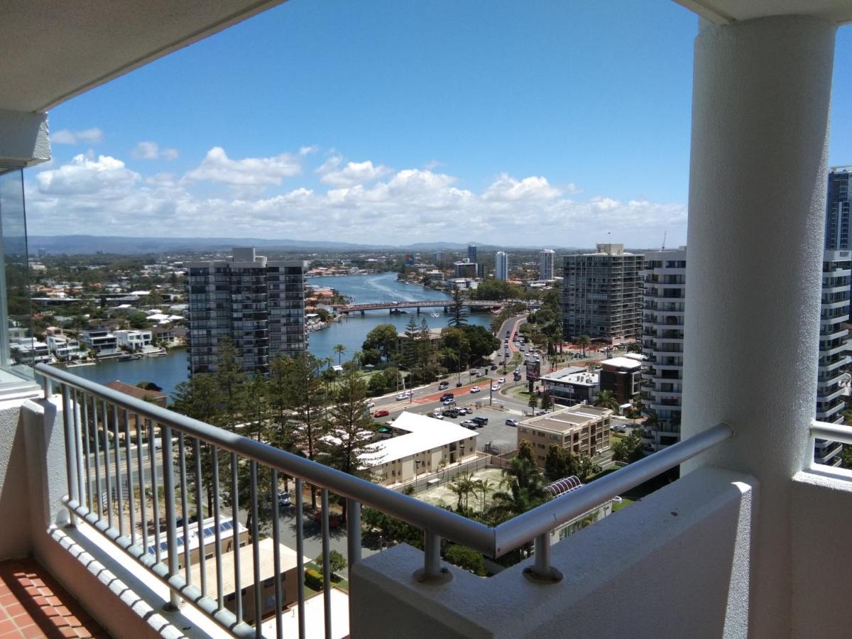 Aparthotel Marriner Views à Gold Coast Extérieur photo