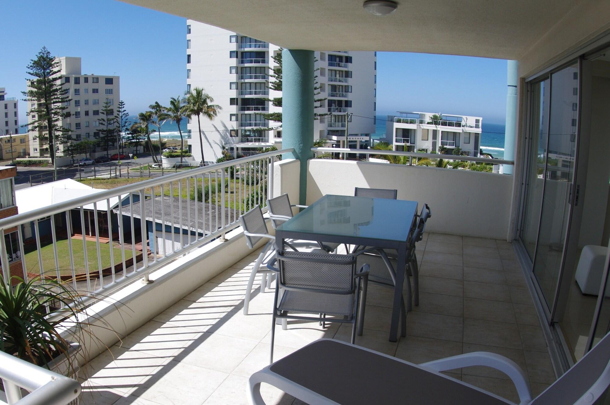 Aparthotel Marriner Views à Gold Coast Extérieur photo